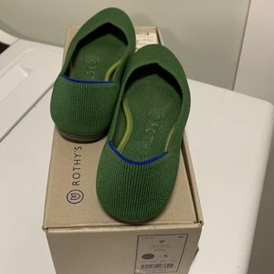 Rothy’s Size 5 Willow Green flat - rarely worn